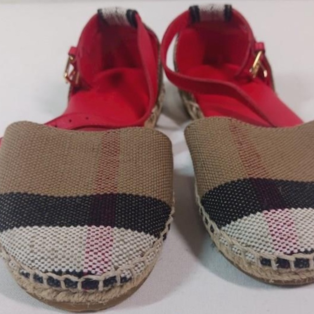Burberry Red and Tan Children’s Sandals.